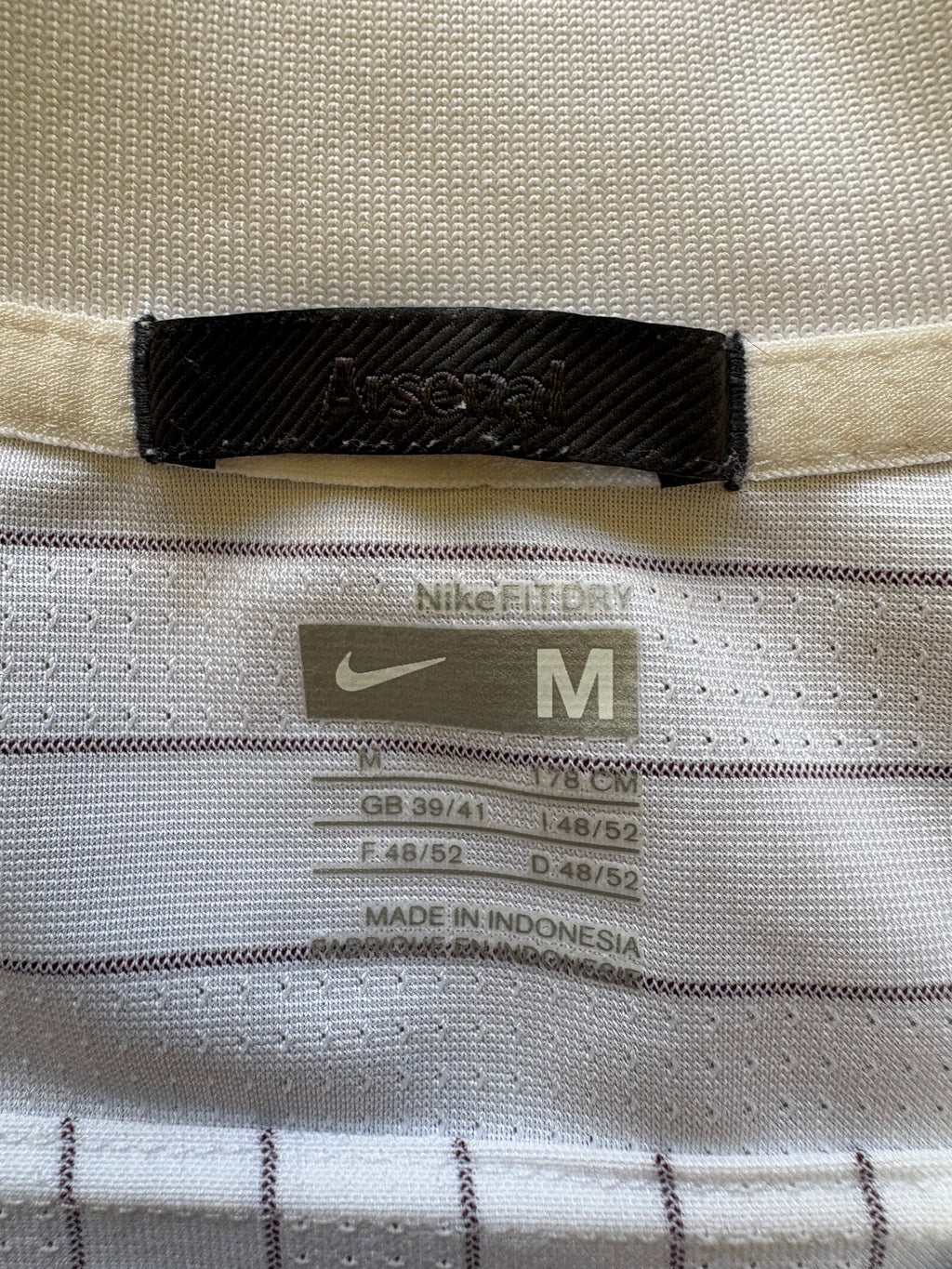 2009/10 Arsenal Third Shirt - (M)