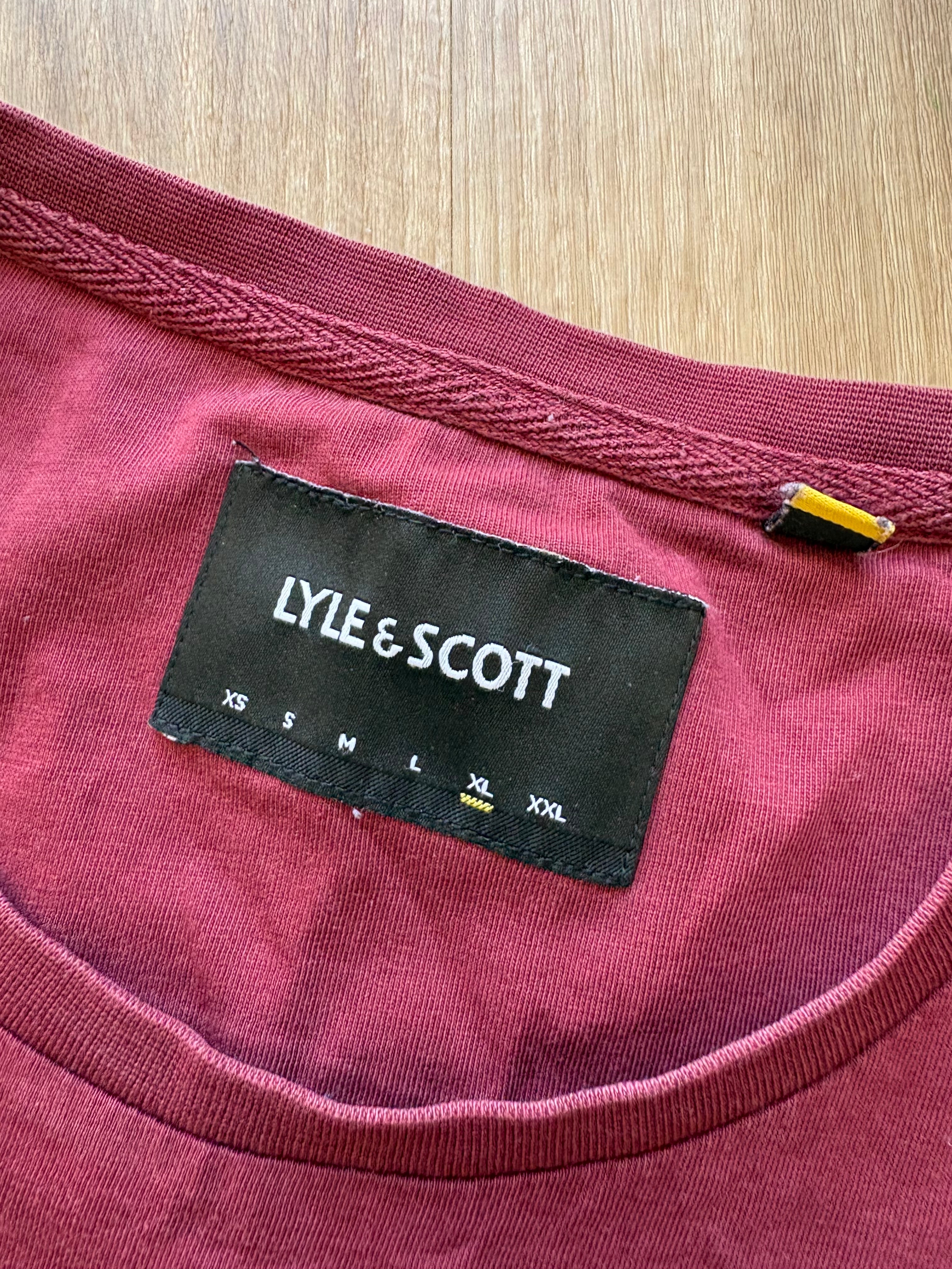 Vintage Lyle & Scott Red T-Shirt (XL)