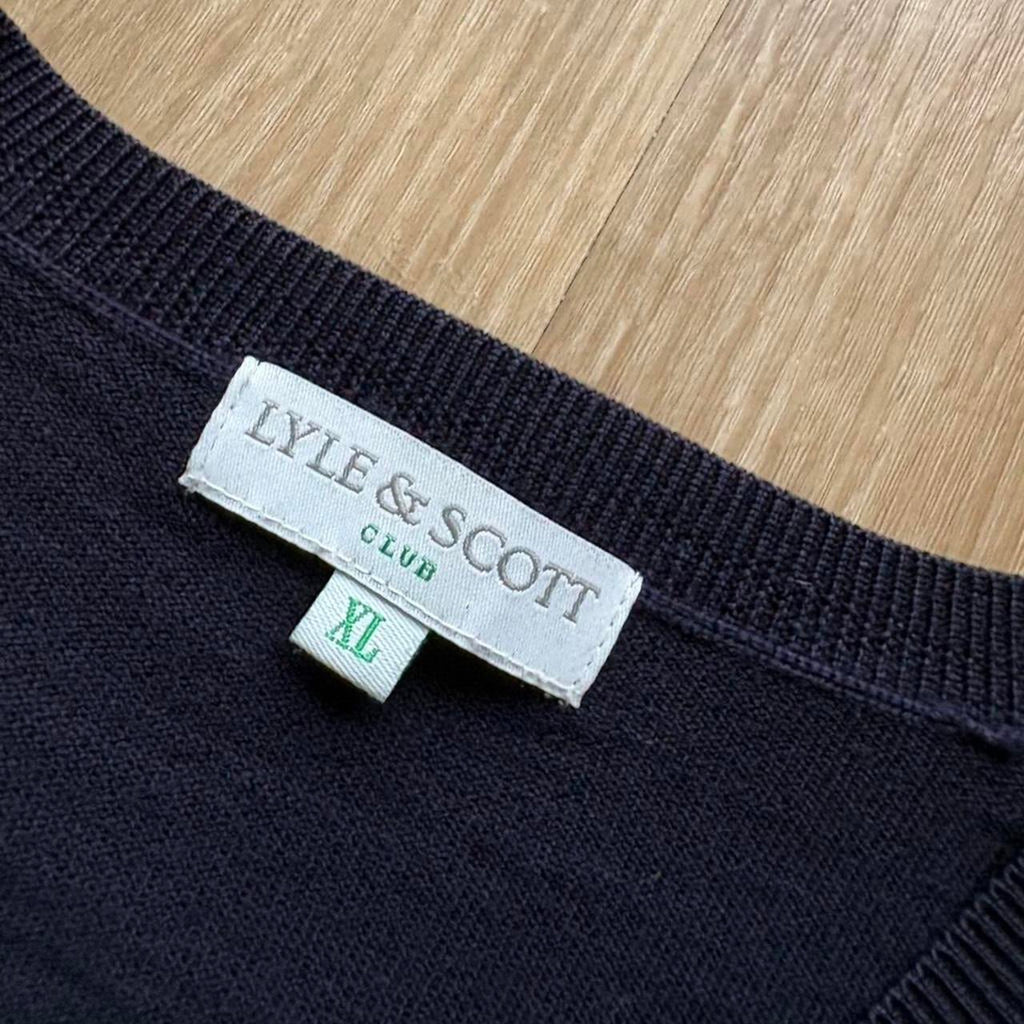 Vintage Lyle & Scott Lightweight Navy Jumper (XL)