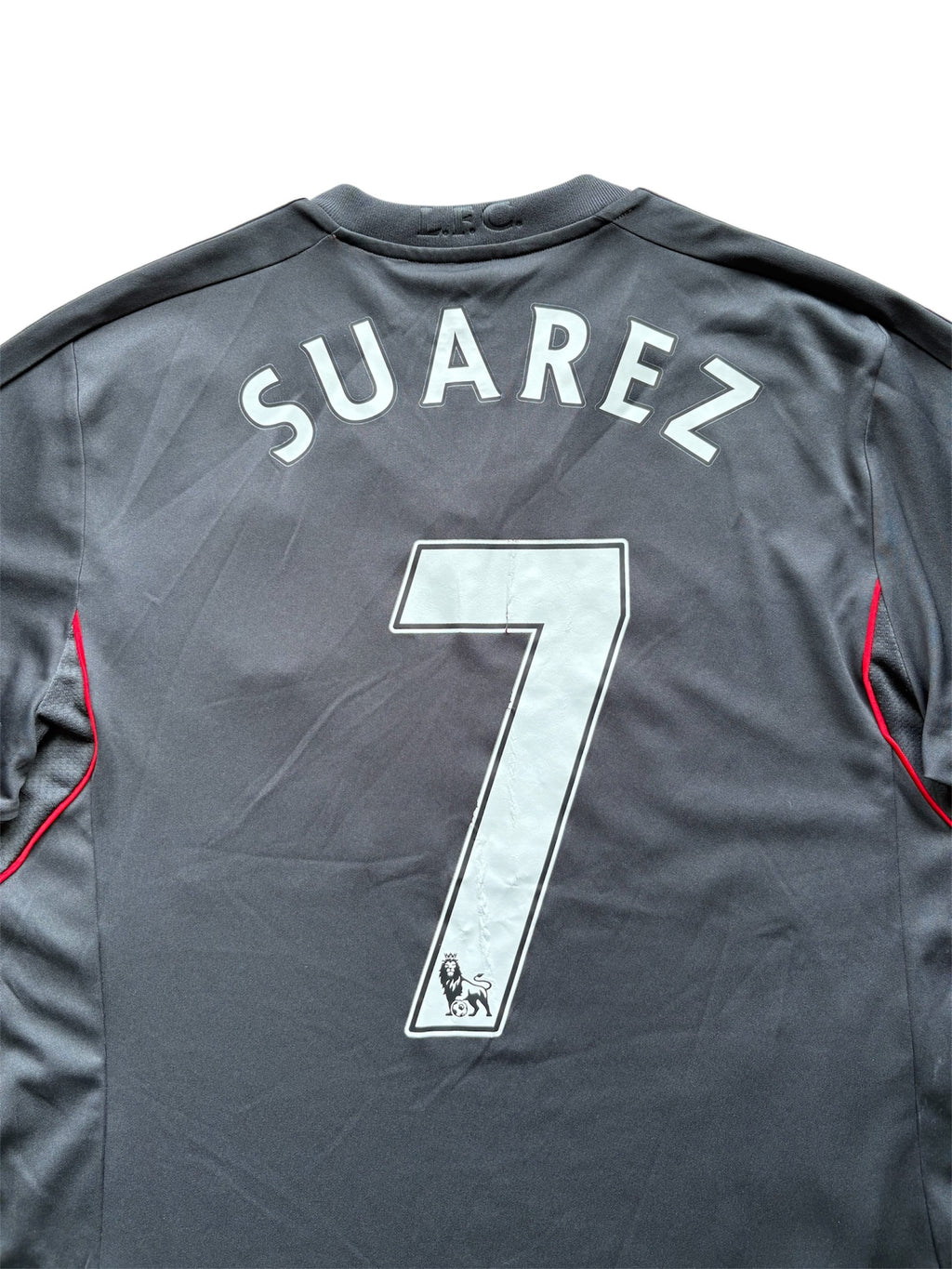 2011/12 Liverpool Away Shirt Suarez 7 - (S)