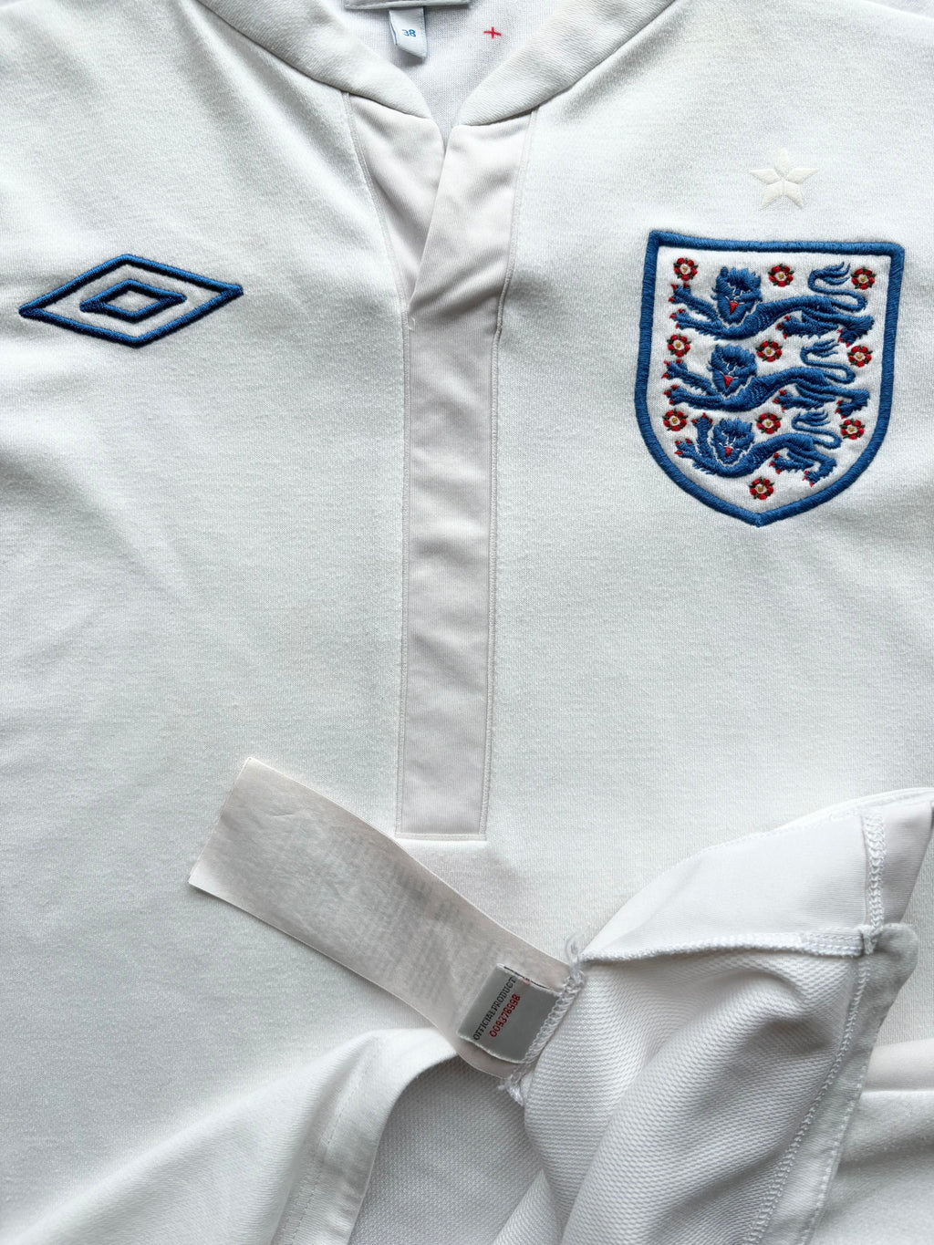 2010/11 England Home Shirt - (S)