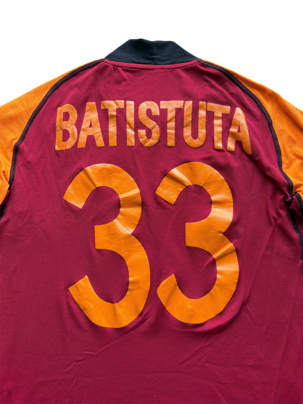 2002/03 AS Roma European Home Shirt Batistuta 33 - (XL)