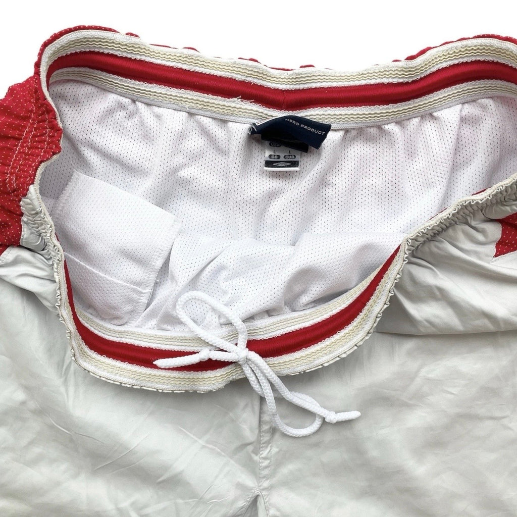 2004/06 England Away Shorts #4 - (L)