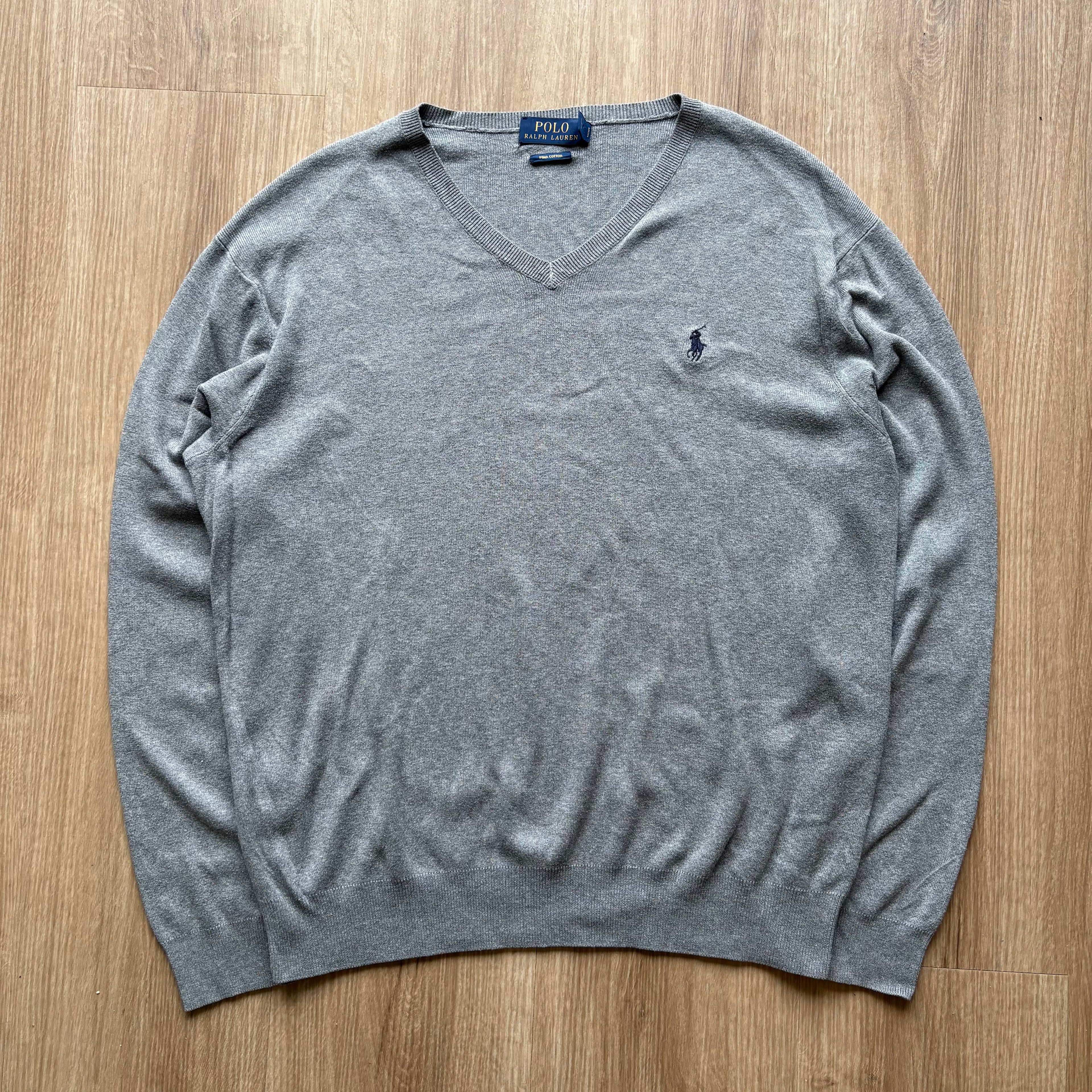 Vintage Ralph Lauren Grey V-Neck Sweater (M)