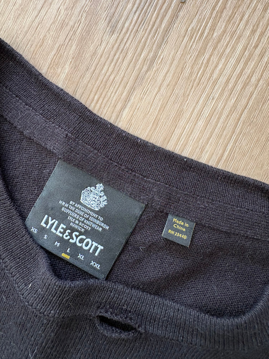 Vintage Lyle & Scott Lightweight Black Jumper (L)