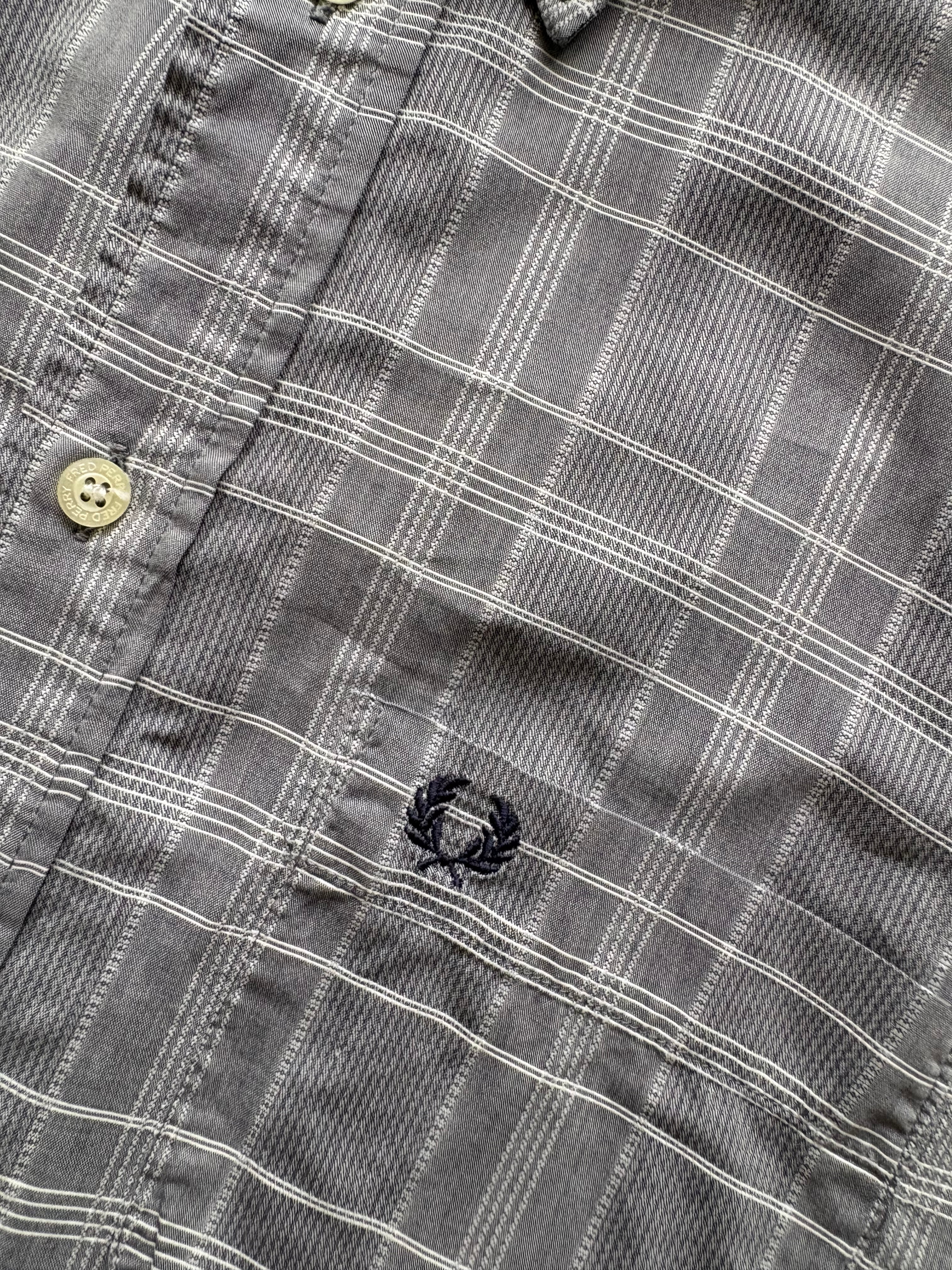 Vintage 90s Fred Perry Grey Short Sleeved Shirt (XL)