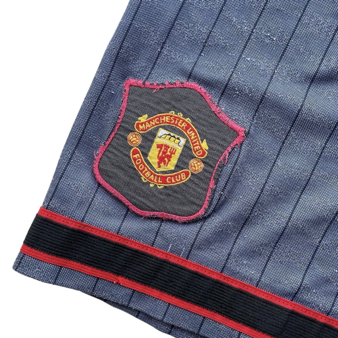 1995/96 Manchester United Away Shorts - (S)
